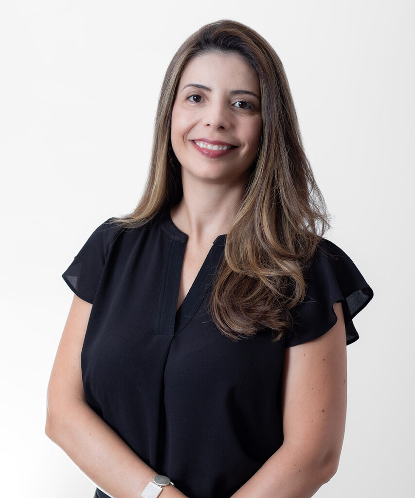 Adriana de Oliveira Saltarini